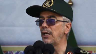 Тази нощ Иран за пръв път в историята нападна директно