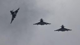Британски Eurofighter от база в Румъния участвали в защитата на Израел при иранската атака
