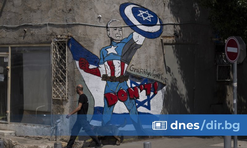 Снимка: Уолстрийт Джърнъл: Израел отблъсна атаката с чужда помощ, но ще се справи ли без нея?
