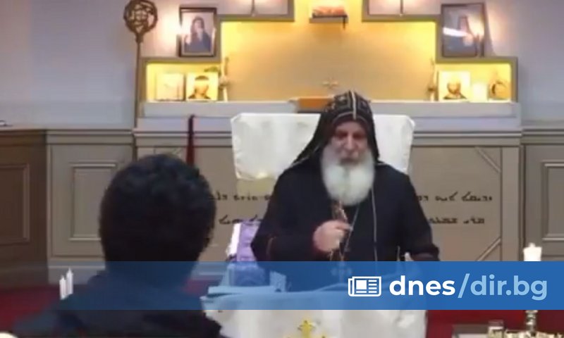 По данни на АФП поне четирима са ранени. Те са