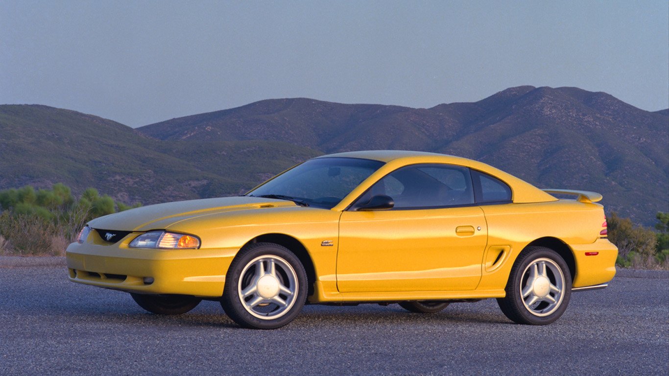 1994 Ford Mustang IV GT Coupe