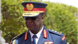 При хеликоптерна катастофа в Кения загинаха командващият армията и още 9 военни