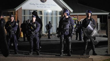 Полицията от съвместния екип за борба с тероризма разпита непълнолетния