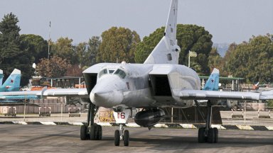 Руски стратегически бомбардировач Ту-22М3 се разби край Ставропол
