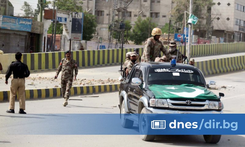 Ислямистки бойци, стремящи се да свалят правителството и да въведат