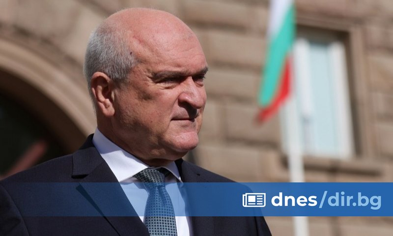 Казах, че няма да има смяна на външен министър. Вчера