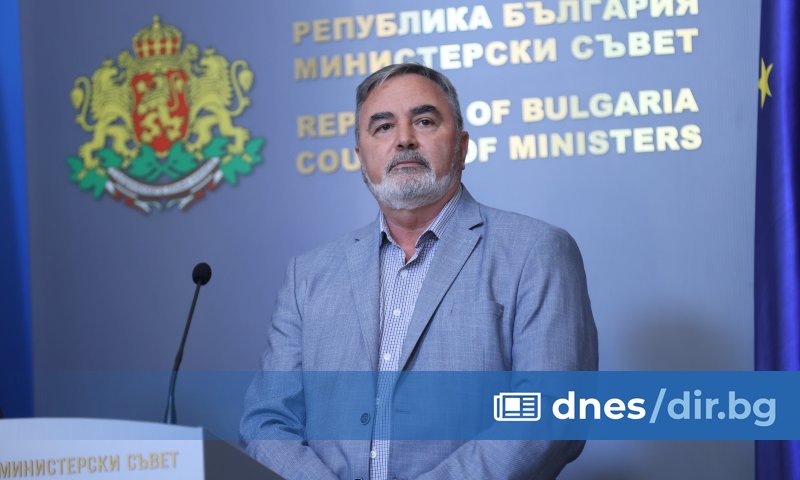 Той участва в семинар, посветен на ваксините, в рамките на отбелязването