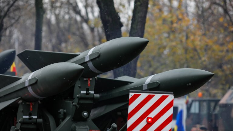 НАТО ще се намеси пряко във войната в Украйна, ако Русия пресече една от две червени линии