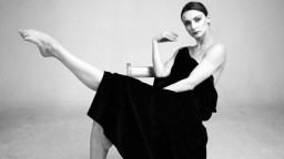 Примата на Шведския кралски балет Десислава Стоева-Вълев: Почувствайте надеждата за балет чрез нашия танц