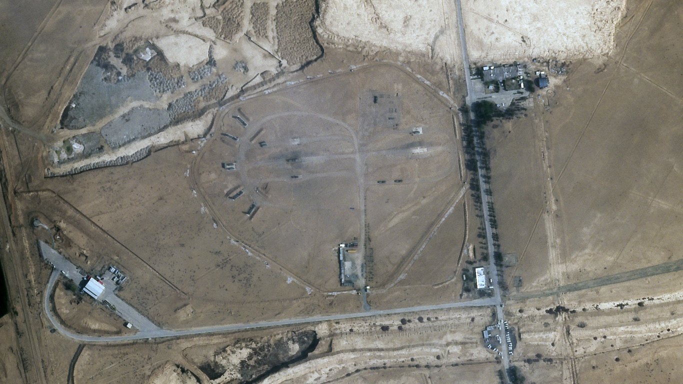 Позиция на противовъздушната отбрана близо до международното летище на Исфахан