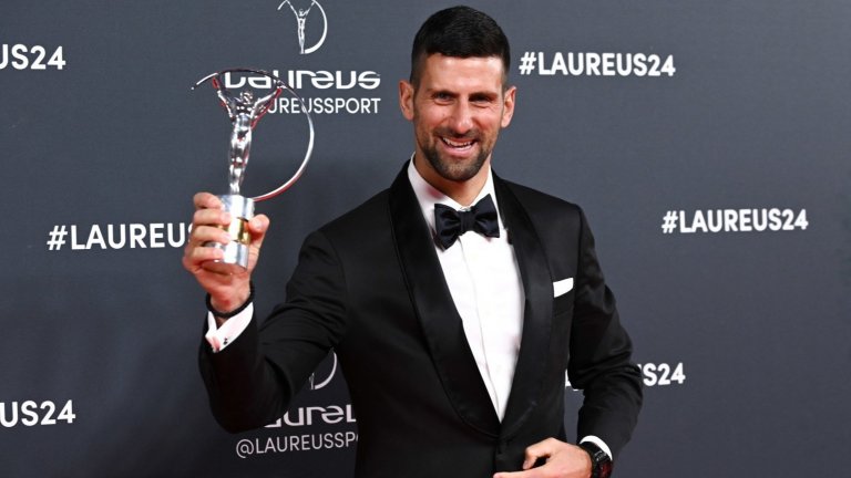 Джокович се изравни с Федерер - за пети път е №1 в света за годината
