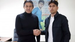 Един от младите таланти на "Левски" удължи договора си с клуба