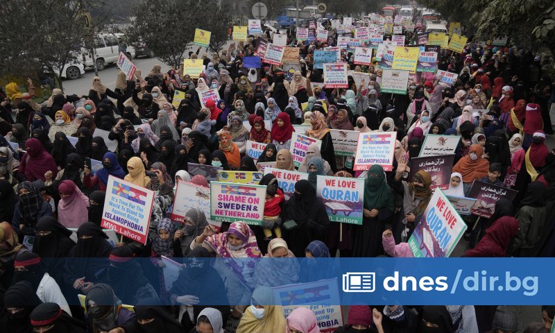 Миналия месец разузнаването на Дания също предупреди за увеличена терористична