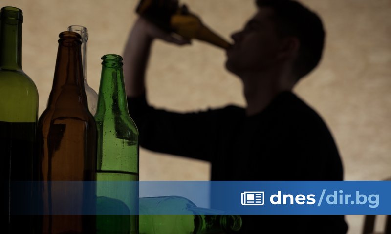 Снимка: СЗО ни нареди на първо място по утребата на алкохол и канабис сред подрастващите