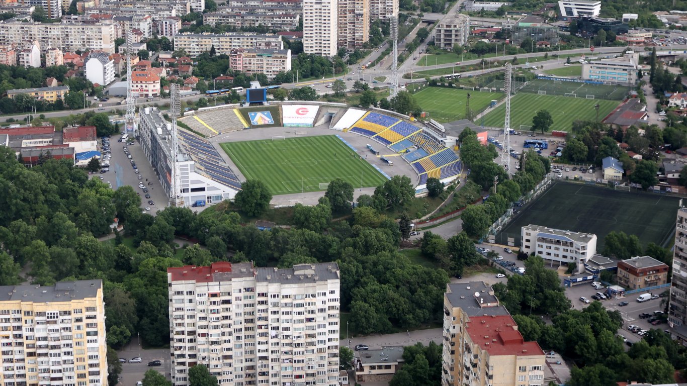 Спортното министерство отказа да даде СК "Септември" и стадион "Юнак" на Столичната община