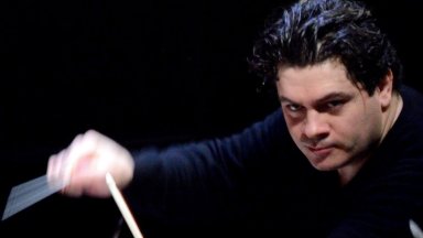 Кристиан Мачелару ще е музикален директор на Симфоничния оркестър на Синсинати