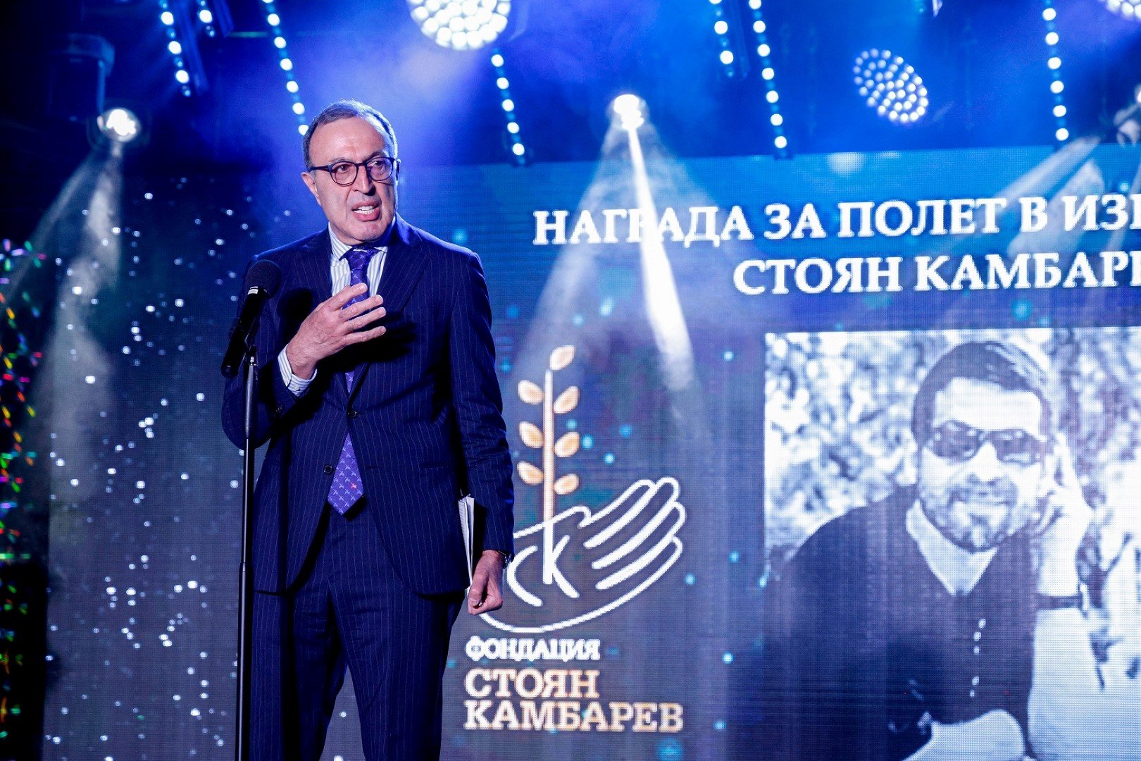Почетният Председател на Фондацията - Президентът Петър Стоянов