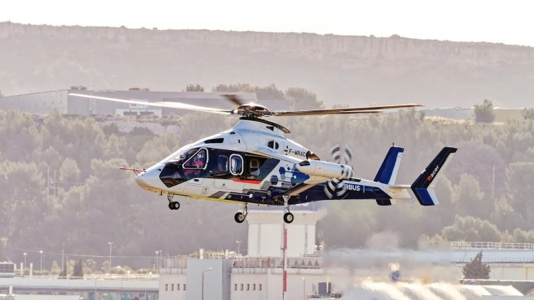 Полетя най-бързият комерсиален хеликоптер на Airbus
