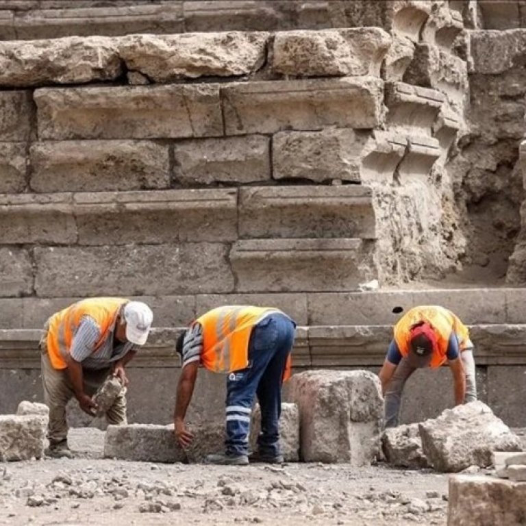 Археолози в средиземноморска Турция разкриват древен стадион с места за 10 000 зрители