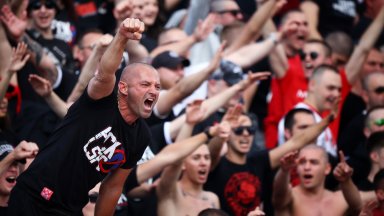 На изградените в района на стадиона контролно пропускателни пунктове са задържани