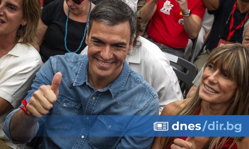 Миналата седмица Санчес, който е на власт от 2018 г.,