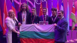 Злато за българските ученици от Менделеевата олимпиада по химия в Китай