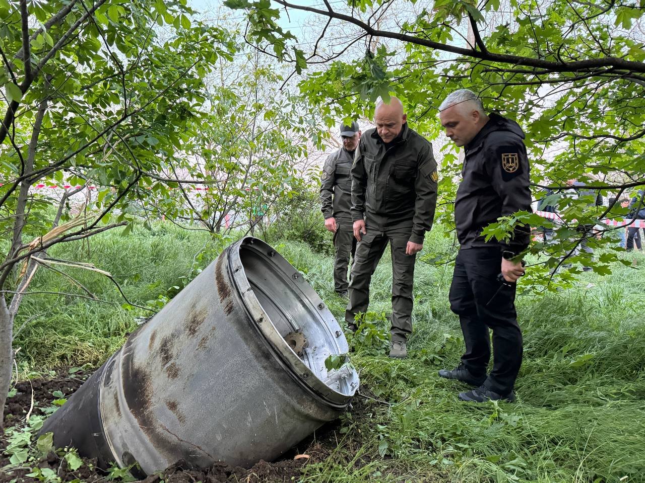 Фрагмент от руска ракета, изстреляна по Одеса