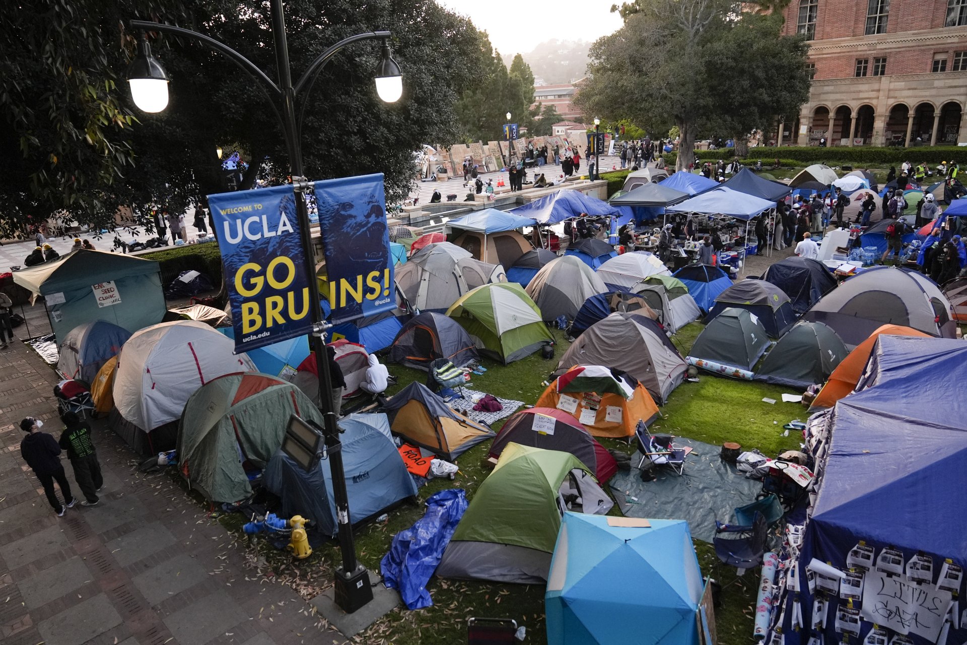  Протестен палатков лагер в Калифорнийския университет, 1 май 2024 година 