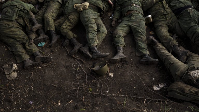 "Хюман райтс уоч": Руските сили вероятно са екзекутирали най-малко 20 украински войници от декември 
