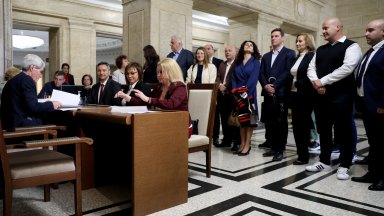 Пошегувахме че сме пети номер и искаме пет места коментира