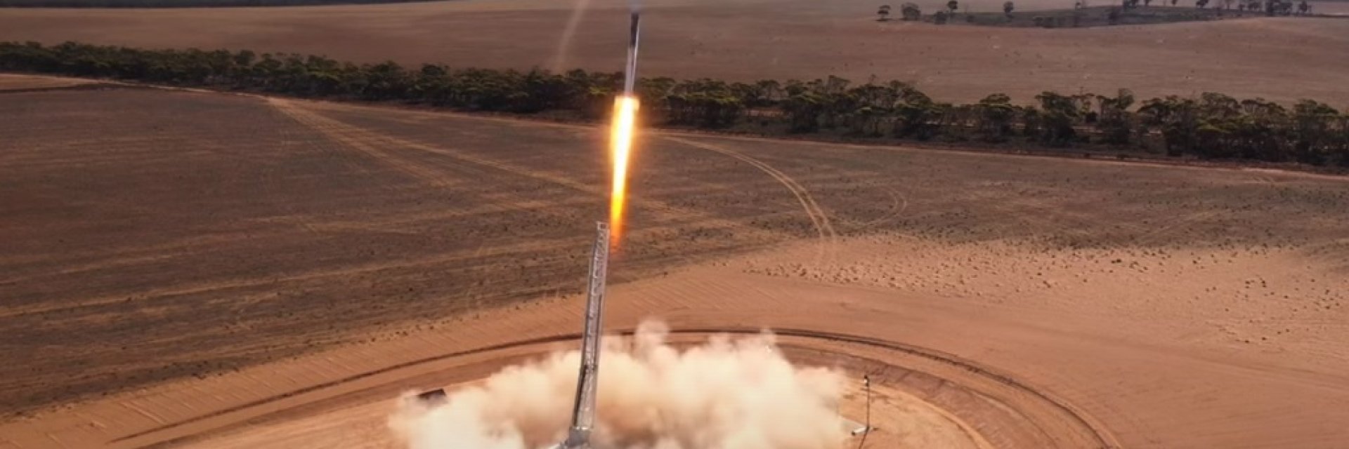 Германска компания изстреля ракета, използваща парафин за гориво