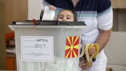Северна Македония ще има избран президент, условието за избирателна активност е изпълнено