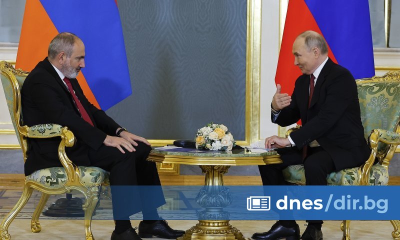 Агенцията отбелязва, че срещата се е състояла вчера след няколко