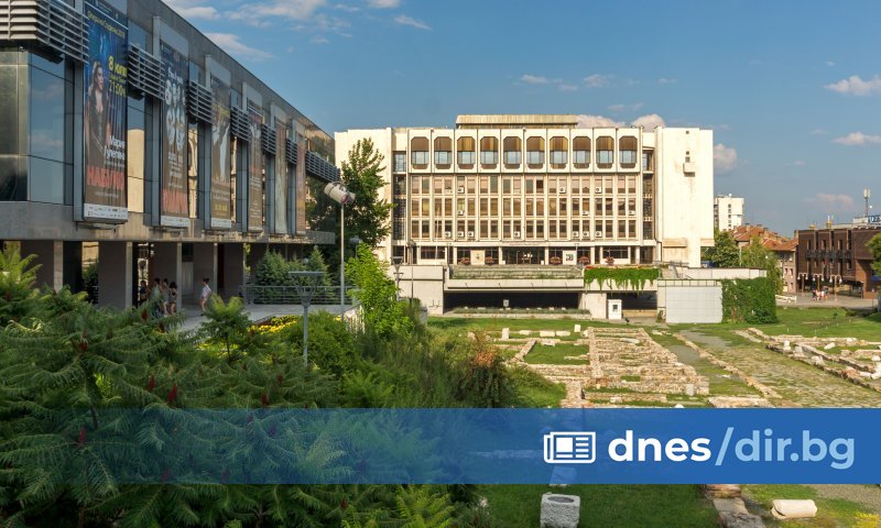 1. Гарабед Ардашес Минасян
2. Георги Минков Минков
3. Теодора Стоянова Арнаудова
4.