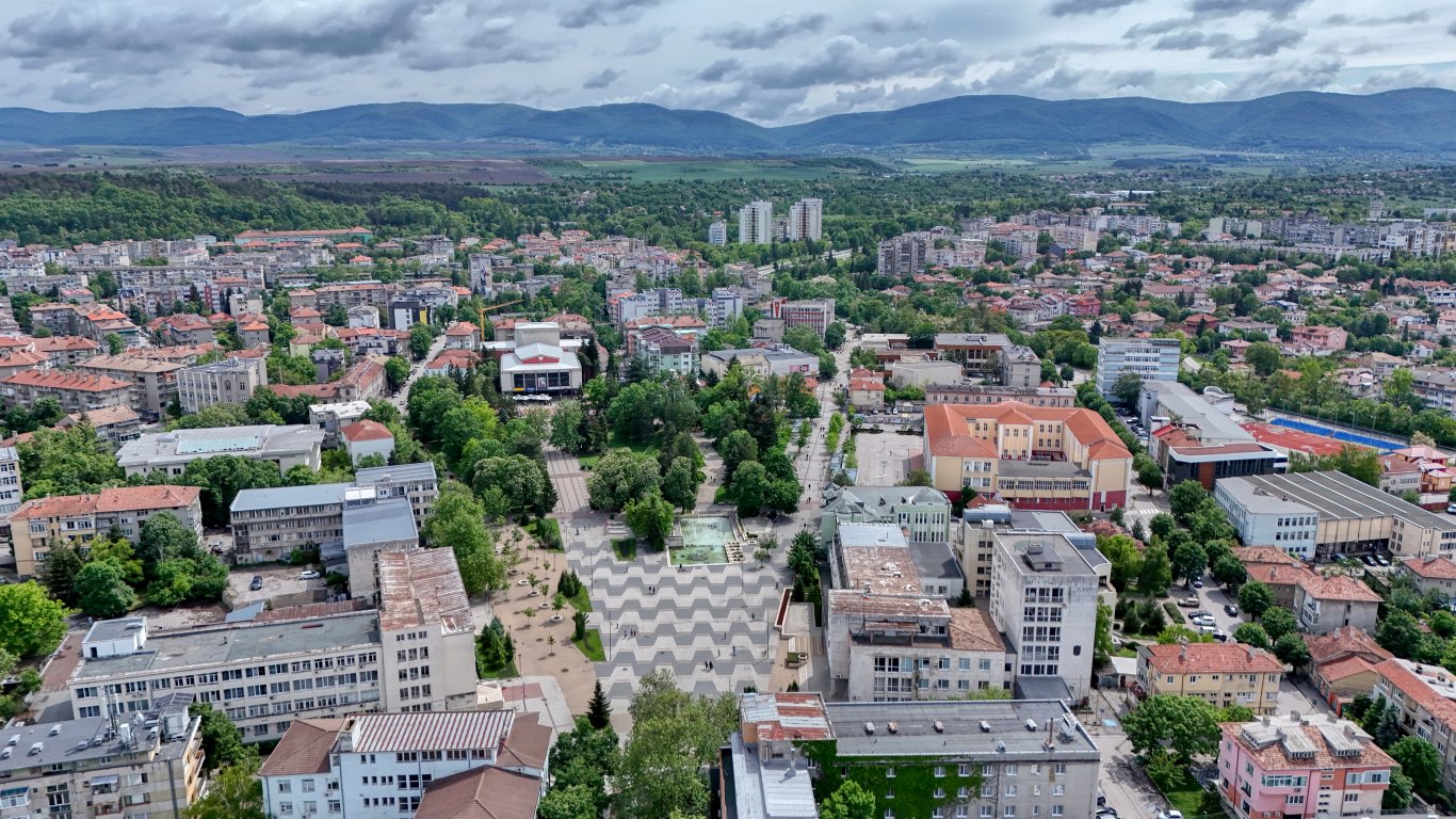  Вижте всички кандидати за депутати от Търговище