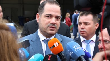 Вчера с особено внимание чух изказването на младежа заместник кмет по