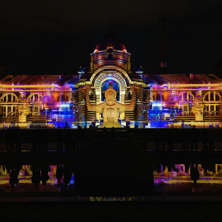 В Деня на Европа 22 светлинни творби преобразяват най-известните фасади, паркове и площади в София 