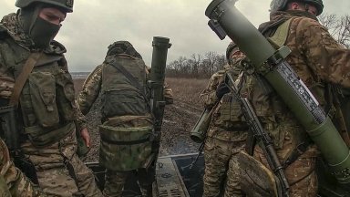 Украинските власти помогнаха днес за евакуацията на цивилни от град