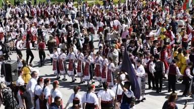 Снимка Булфото Снимка Булфото Снимка Булфото Снимка Булфото Снимка Булфото