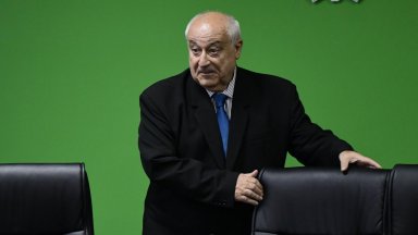 Facebook Asen Lichev Аз ще рискувам цялата си репутация и лични