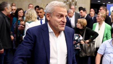 Сглобката не оправда очакванията и пое посоката на ново либерално