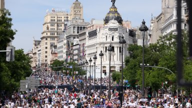Реал отпразнува 36-ата титла с парад и песен от Анчелоти