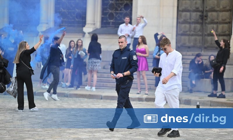 Едното момче е изпаднало в алкохолен делириум, вследствие препиването с