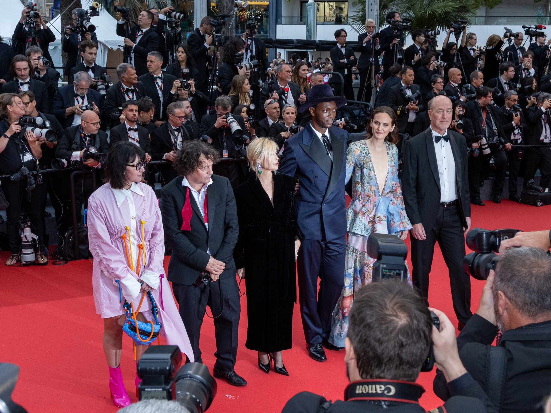Еманюел Беар, Зоуи Уиток присъстваха на премиерата на "Le Deuxième Acte"