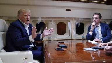 В изявление на Американската агенция за гражданско въздухоплаване се казва