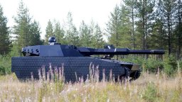 Швеция и Великобритания показаха нов лек танк