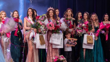 Победителката в конкурса "Царица Роза": За мен короната е отговорност