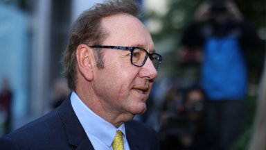 Кевин Спейси ще се яви в съда по граждански искове за сексуално посегателство през октомври 