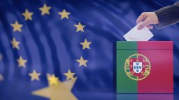 Евровотът в Португалия: На другия край на ЕС, но сходна история