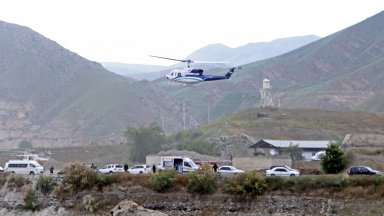 Представители на трите власти в Иран изпълнителната законодателната и